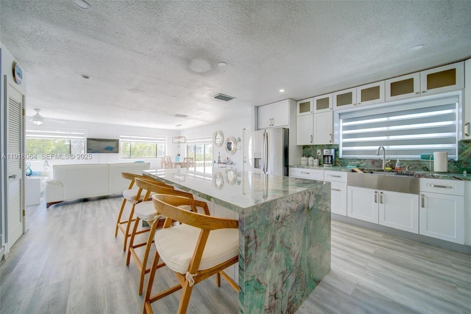 SEXTON COVES ESTATES - Residential Lease