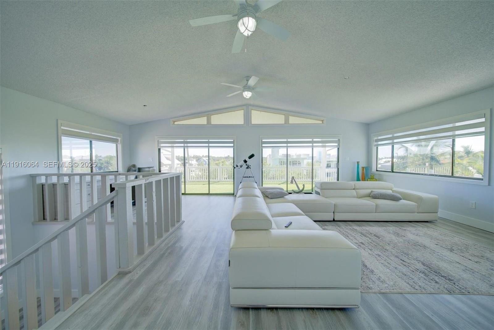 SEXTON COVES ESTATES - Residential Lease