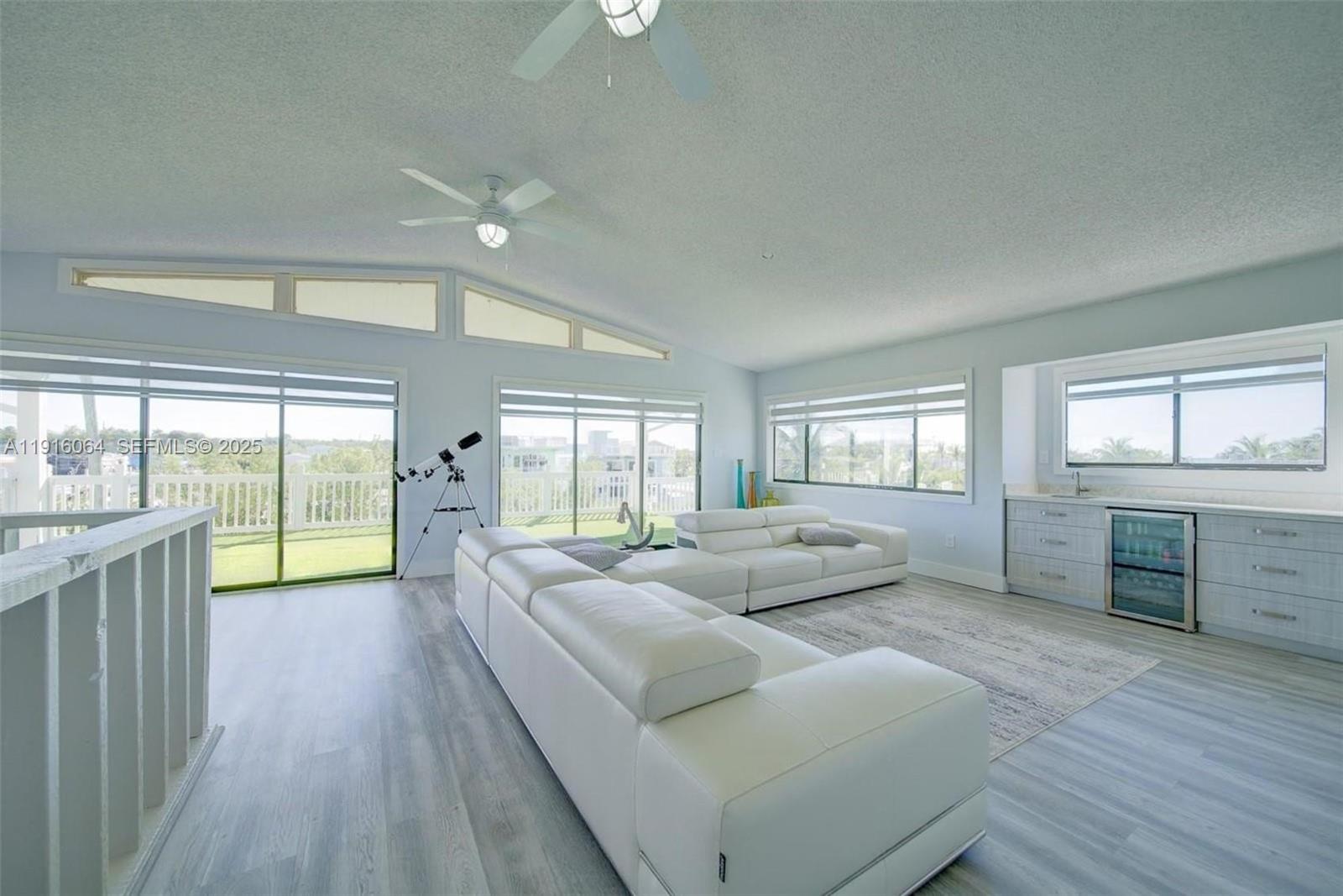 SEXTON COVES ESTATES - Residential Lease