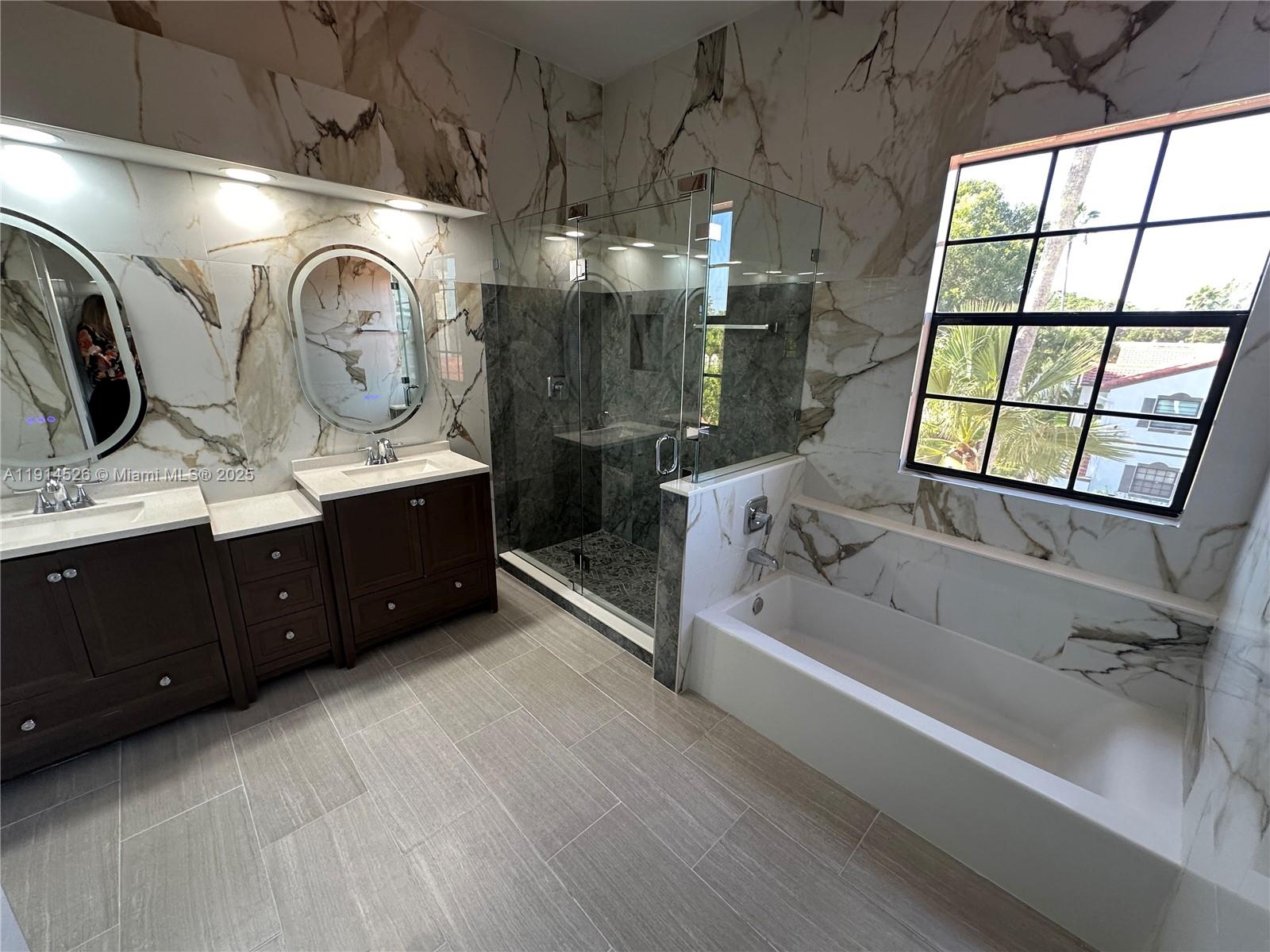 Las Verdes @ Grand Palms - Residential Lease