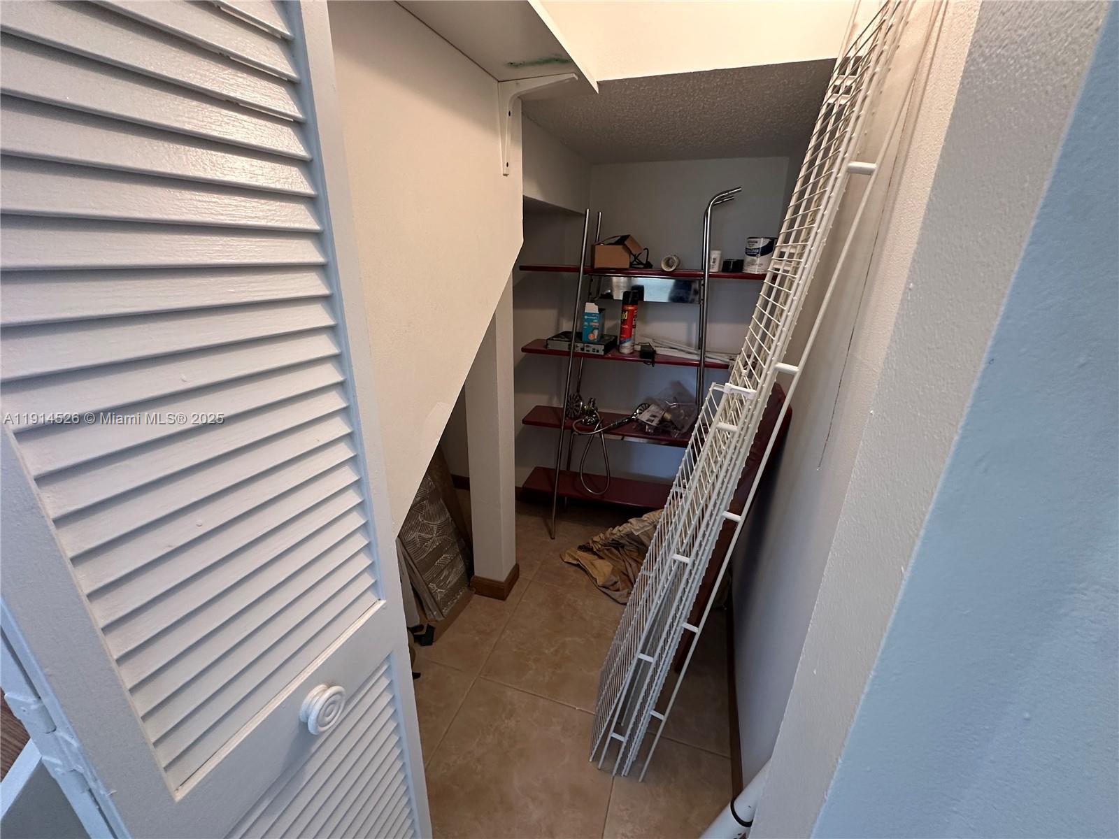 Las Verdes @ Grand Palms - Residential Lease