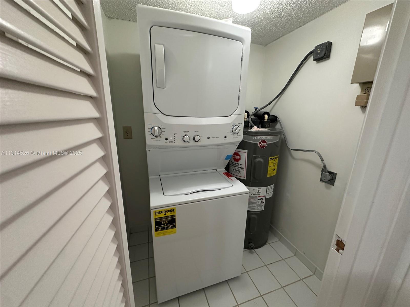 Las Verdes @ Grand Palms - Residential Lease