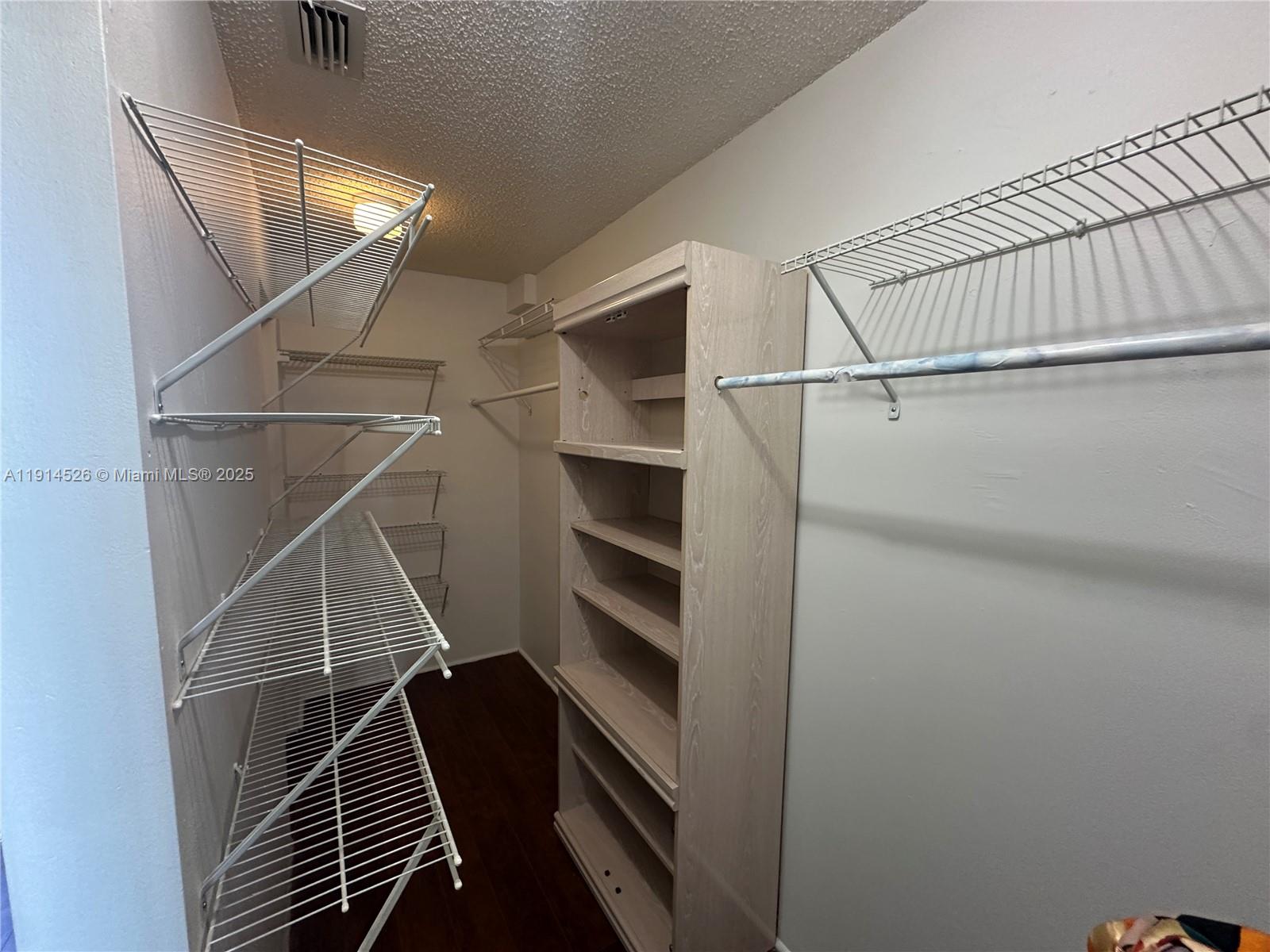 Las Verdes @ Grand Palms - Residential Lease