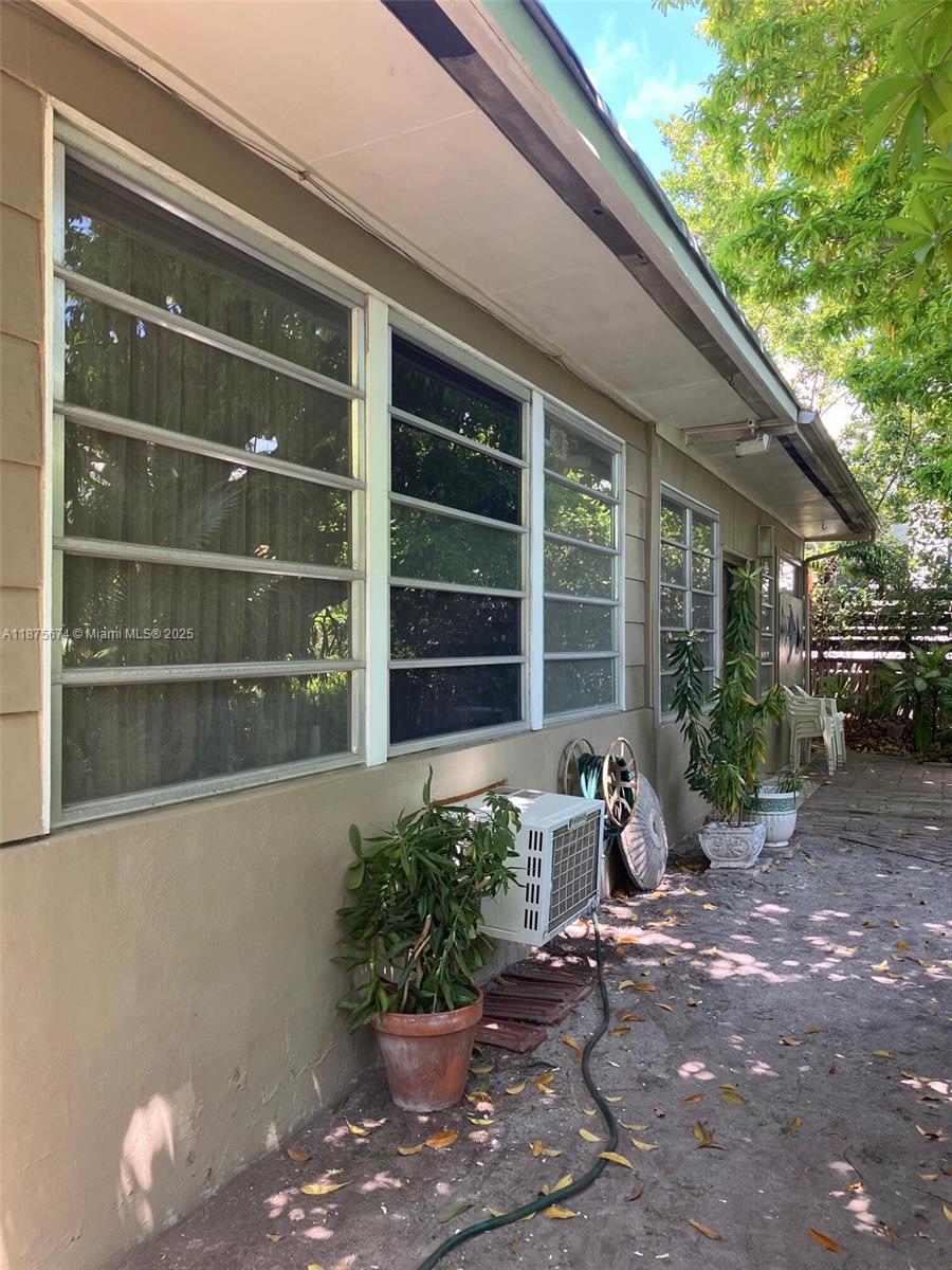 BISCAYNE KEY ESTATES - Residential