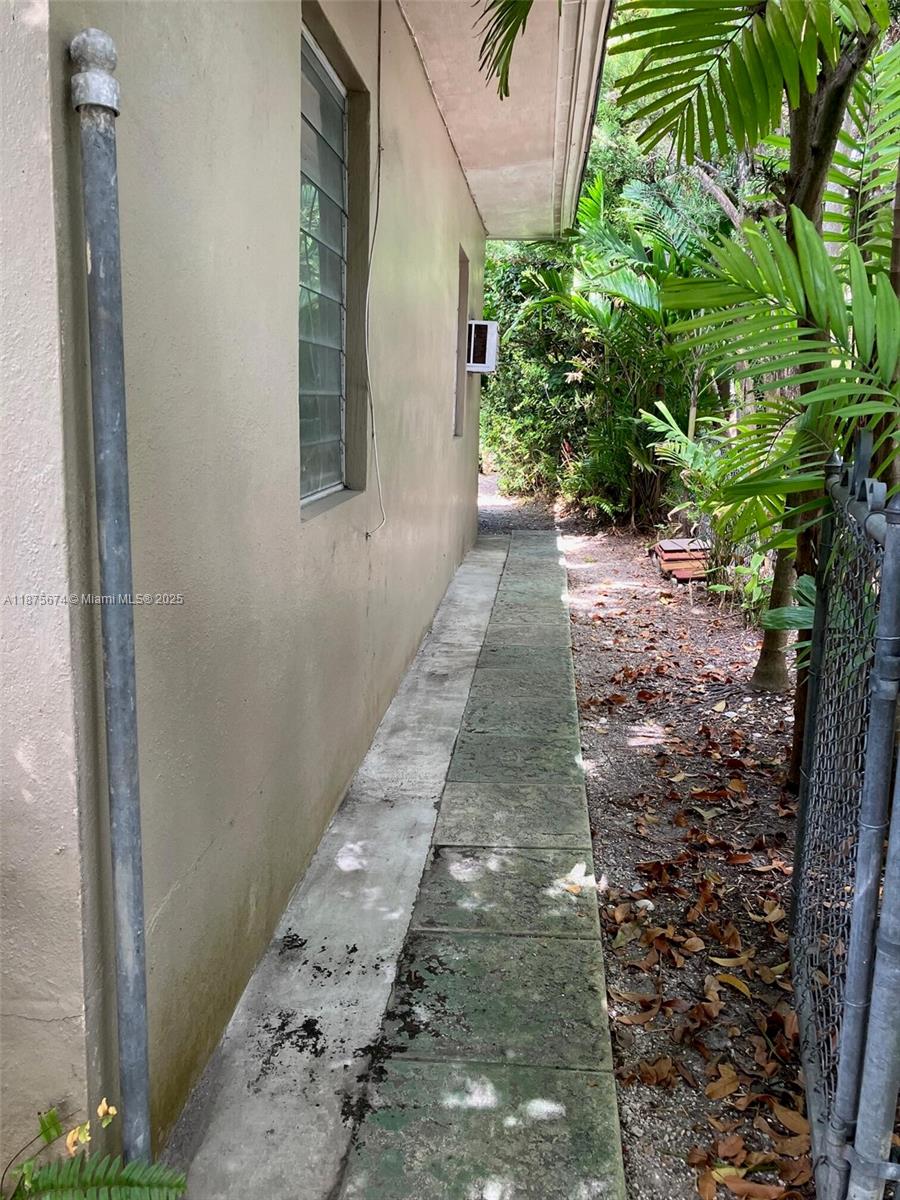 BISCAYNE KEY ESTATES - Residential