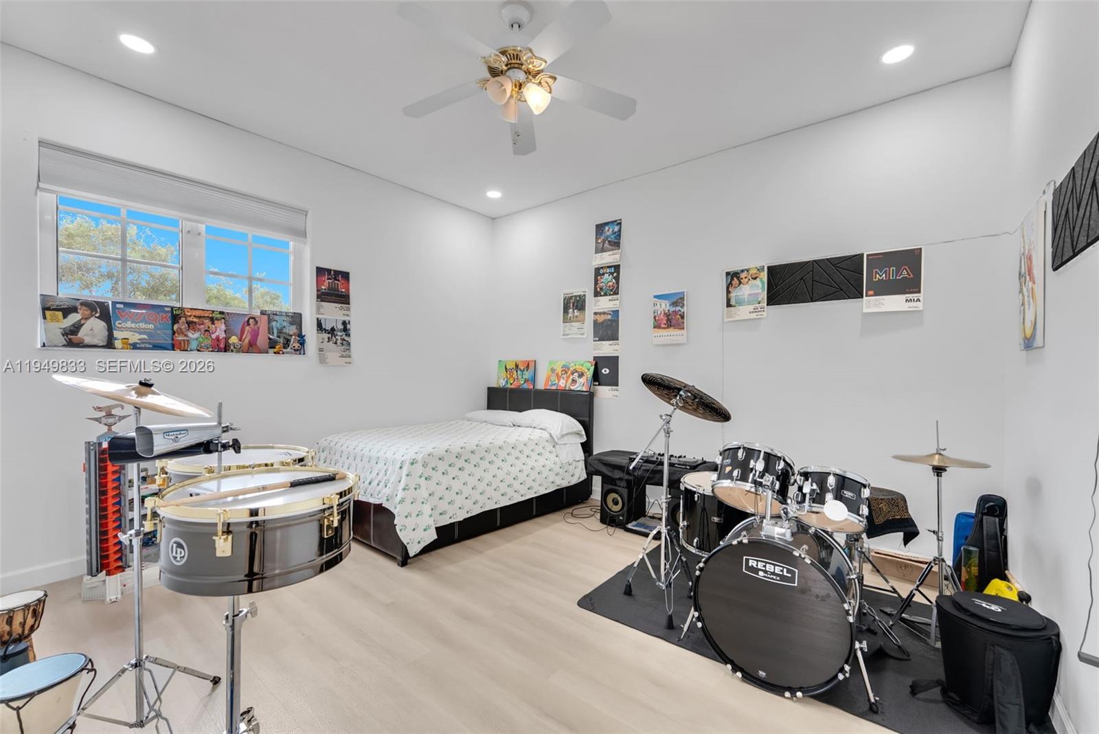 CORAL GABLES SEC E - Residential