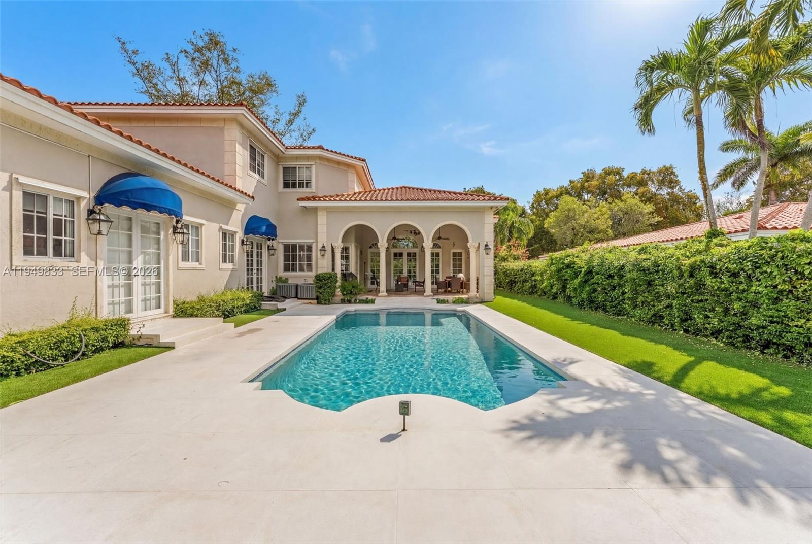 CORAL GABLES SEC E - Residential