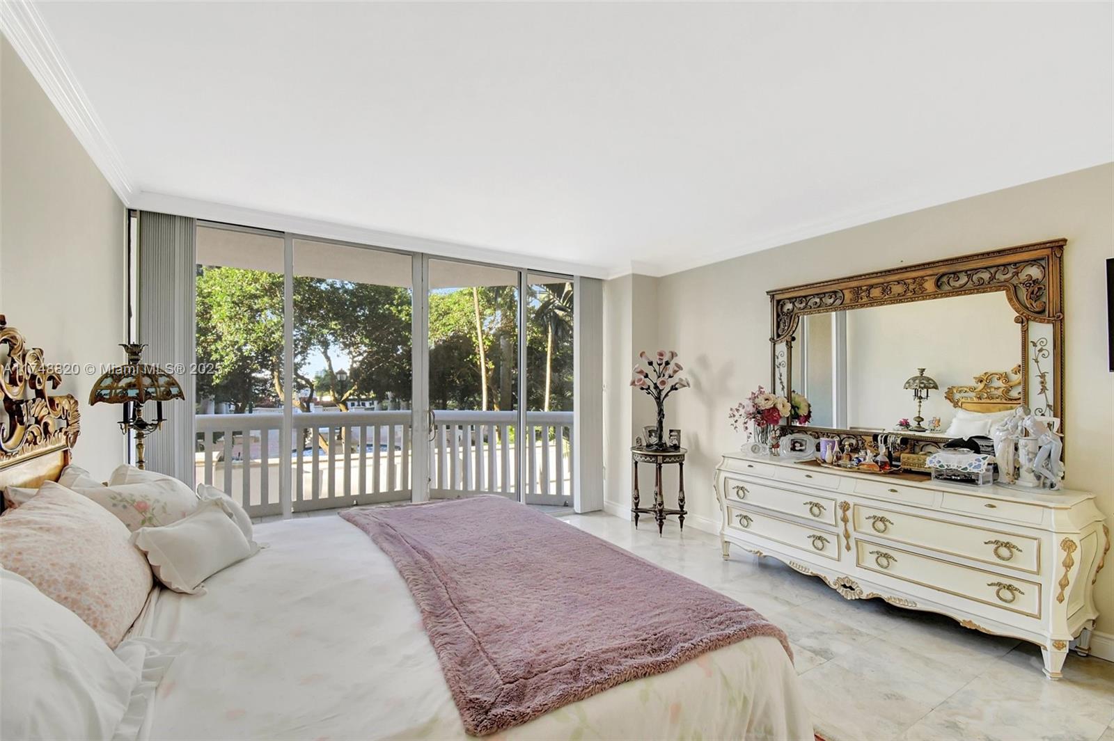 WILLIAMS ISLAND - Residential