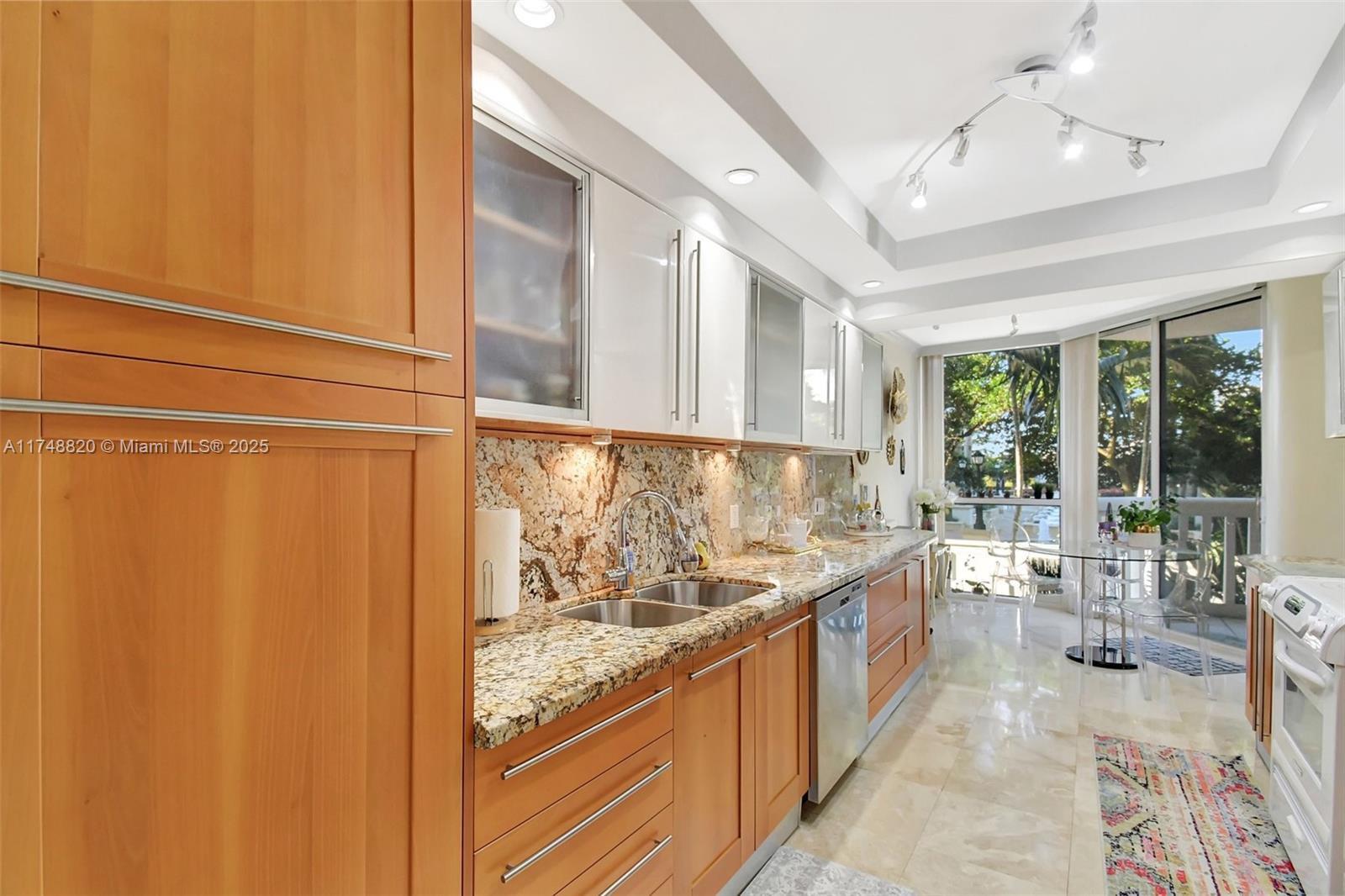 WILLIAMS ISLAND - Residential