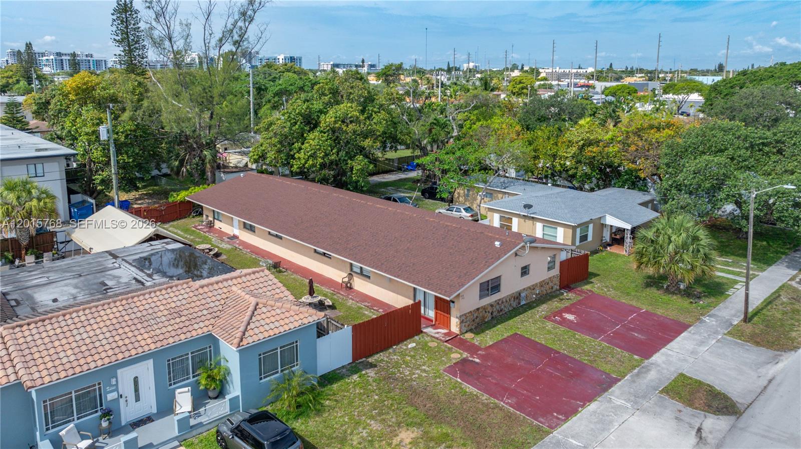 NORTH HOLLYWOOD - Residential Income