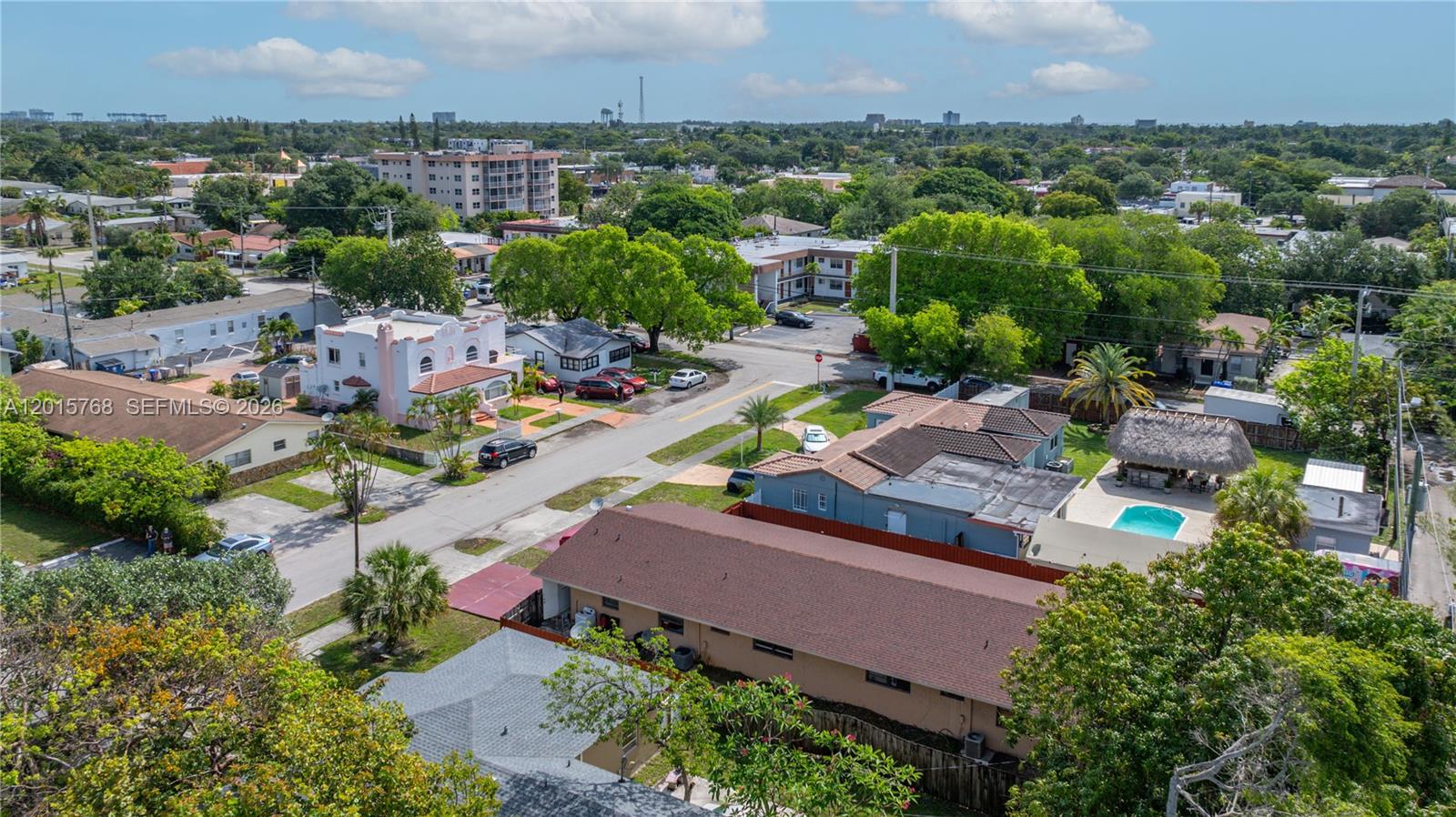 NORTH HOLLYWOOD - Residential Income