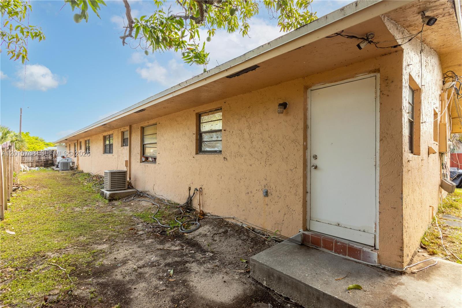 NORTH HOLLYWOOD - Residential Income