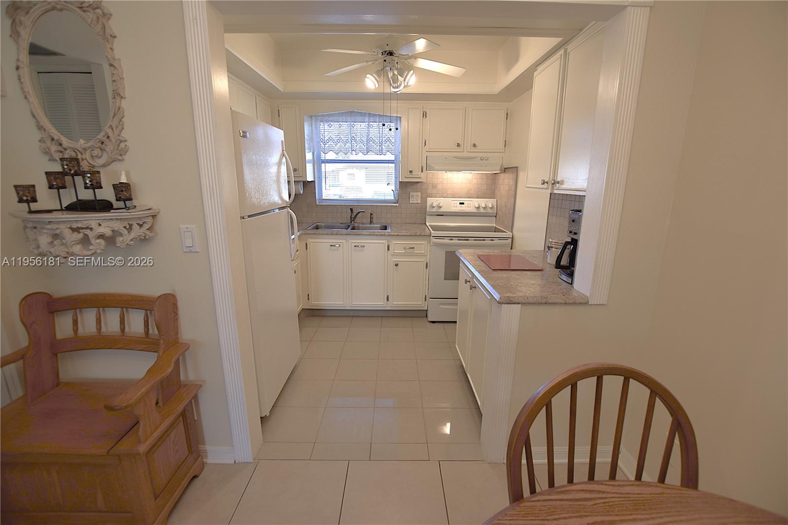 CRESTHAVEN VILLAS 16 COND - Residential