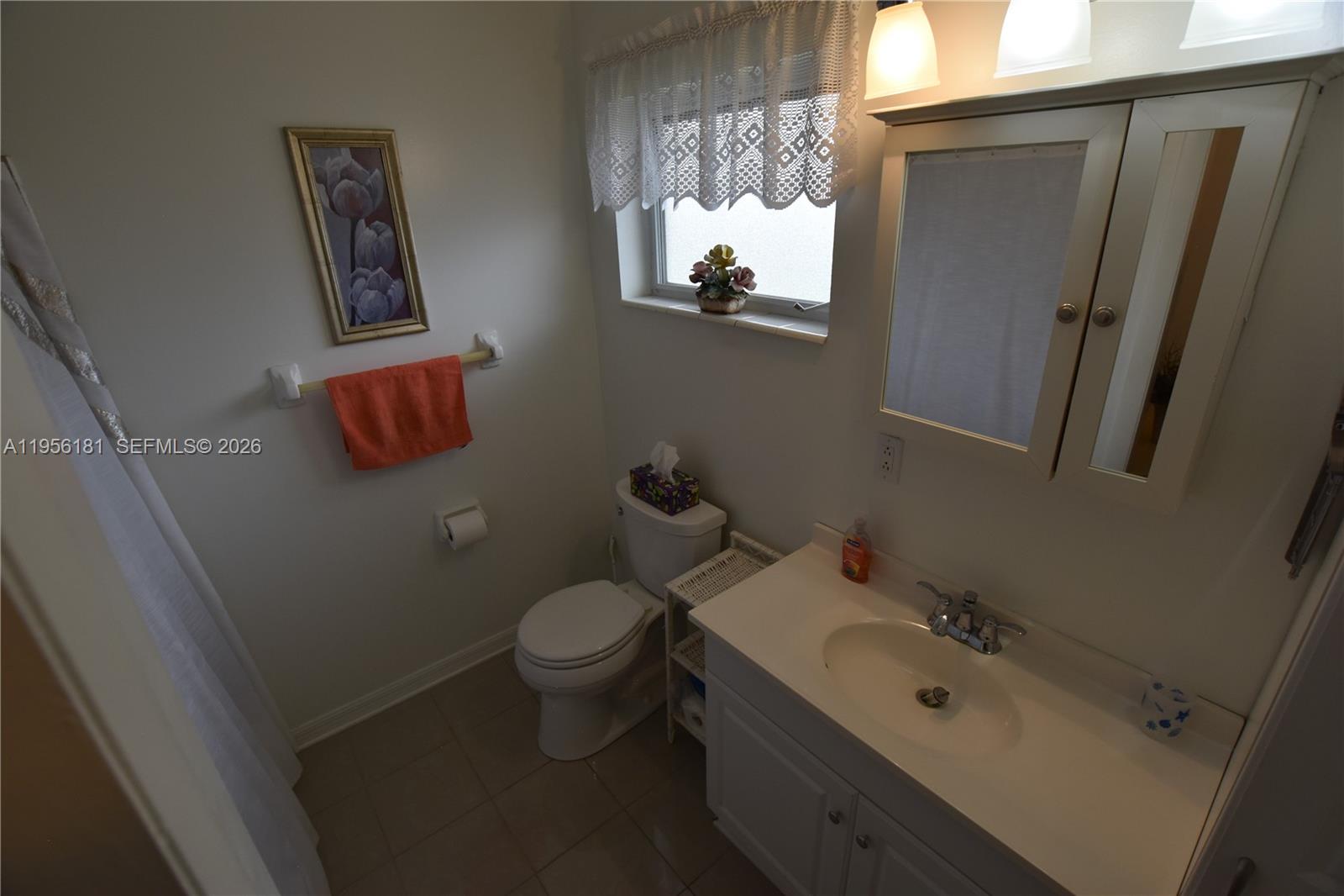 CRESTHAVEN VILLAS 16 COND - Residential