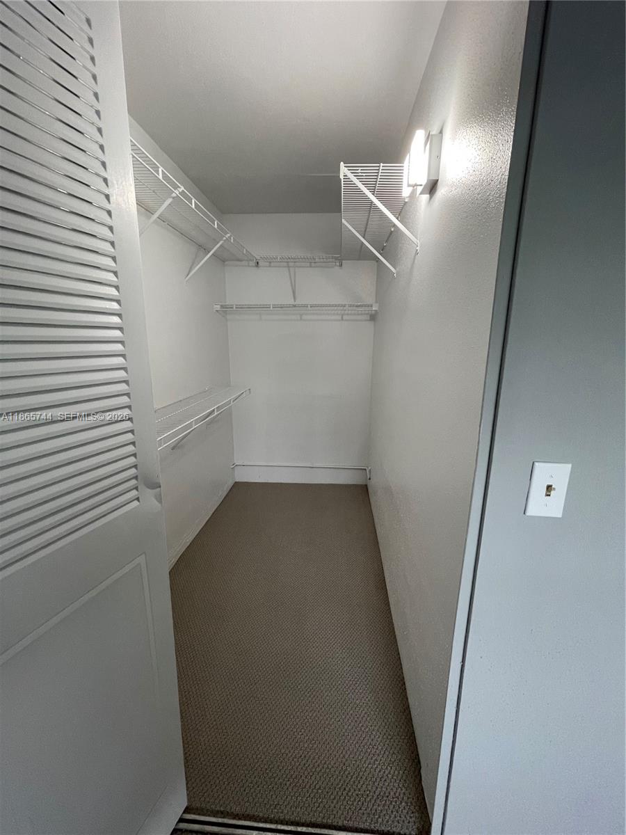 KINGS POINT BRITTANY COND - Residential