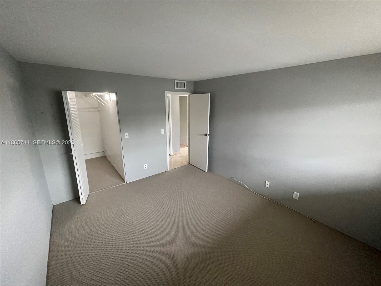 KINGS POINT BRITTANY COND - Residential