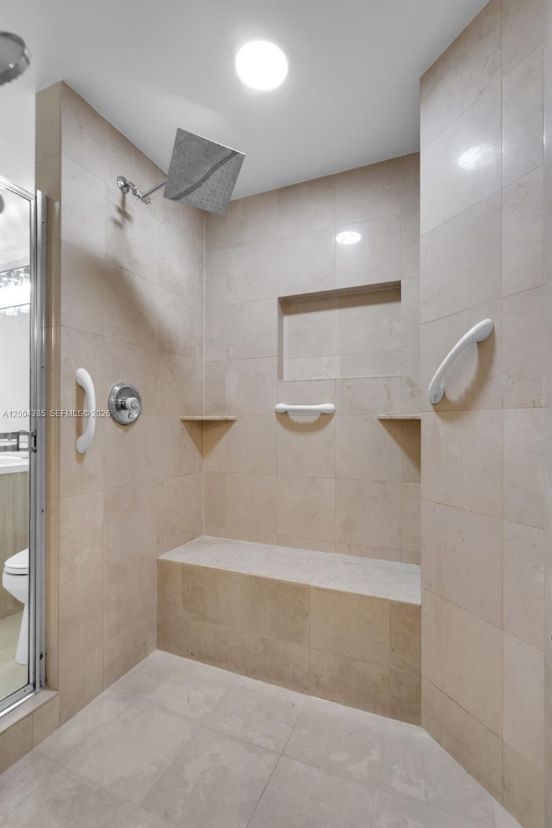 ATLANTIC II AT THE POINT - Residential