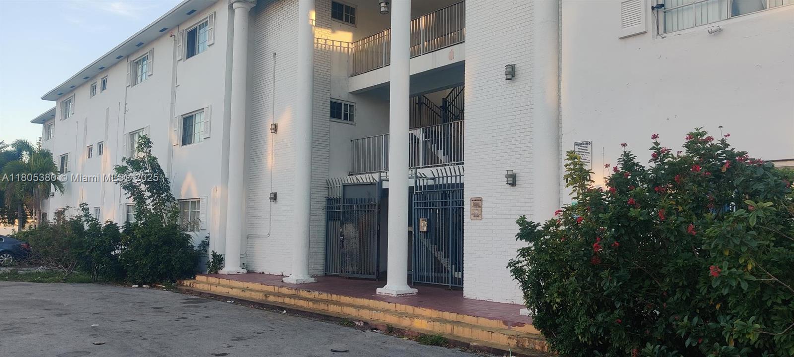 Rental Property at 13700 Ne 6th Ave 109, North Miami, Miami-Dade County, Florida - Bedrooms: 3 
Bathrooms: 2  - $2,100 MO.