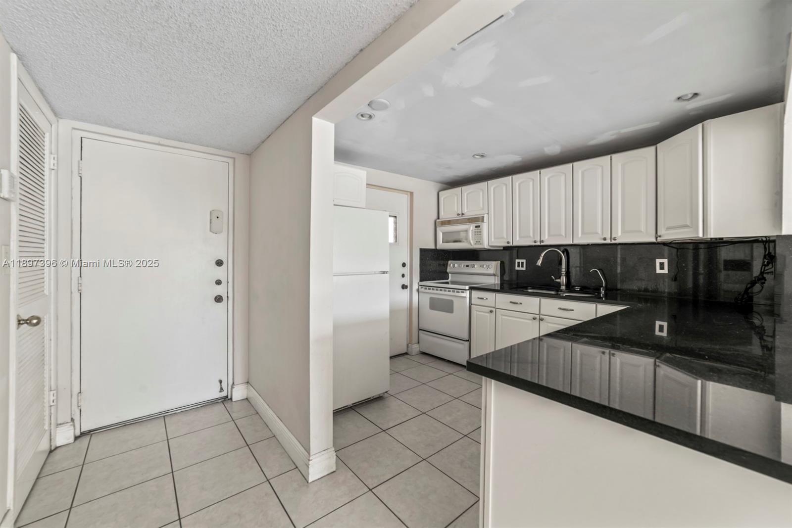 2311 S Cypress Bend Dr 217A