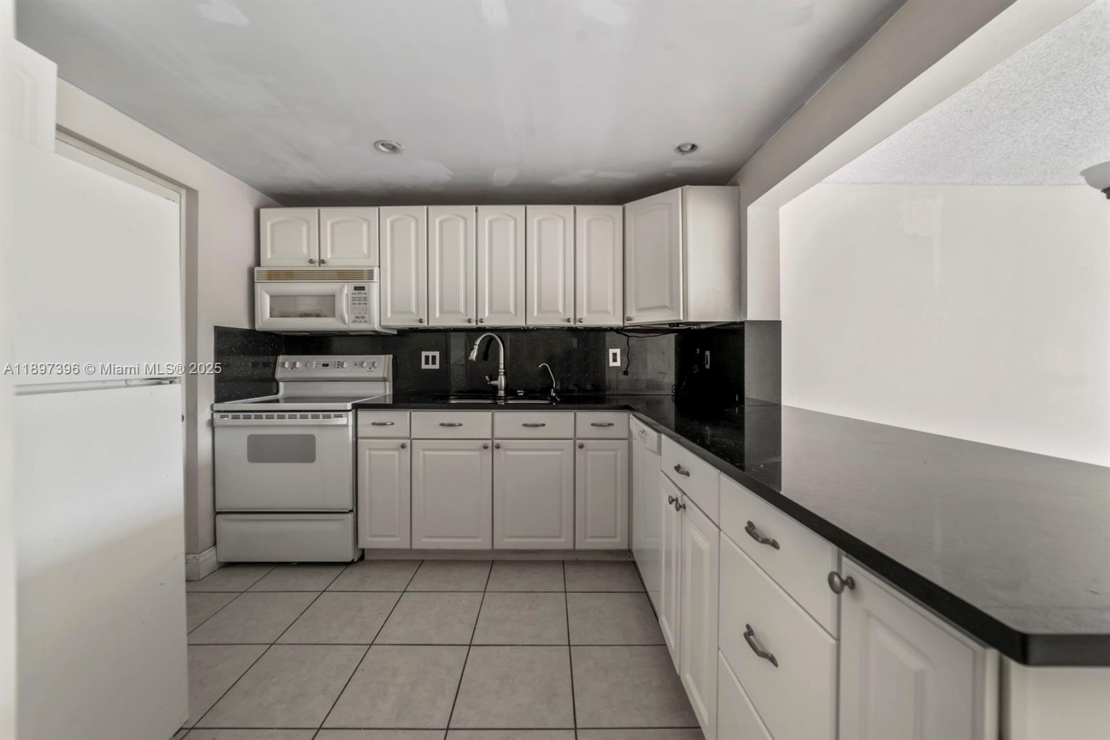 2311 S Cypress Bend Dr 217A