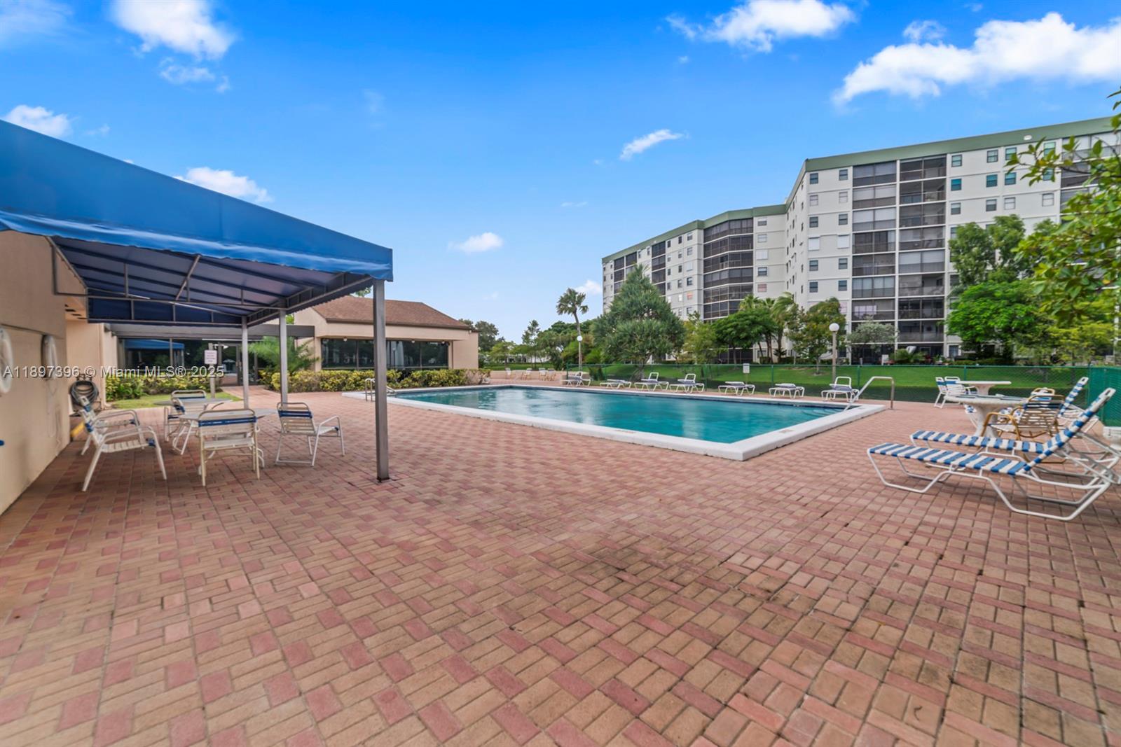 CYPRESS BEND I-A CONDO - Residential