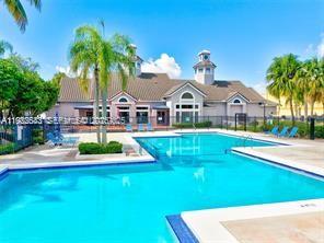 CORAL CLUB GARDEN VILLAS - Residential