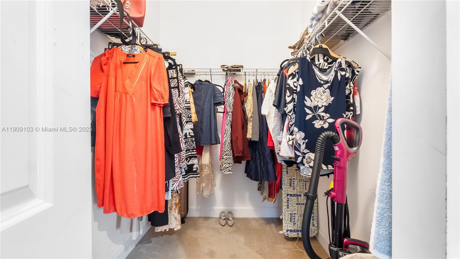 TRAILS AT CENTRAL PARC - Residential Lease