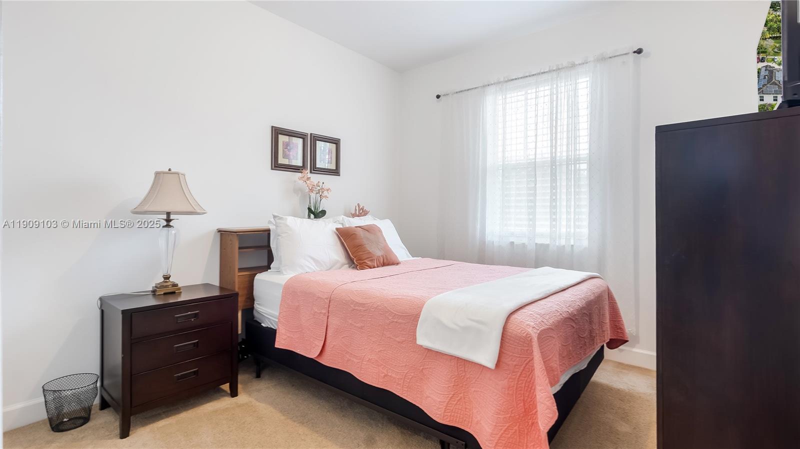 TRAILS AT CENTRAL PARC - Residential Lease