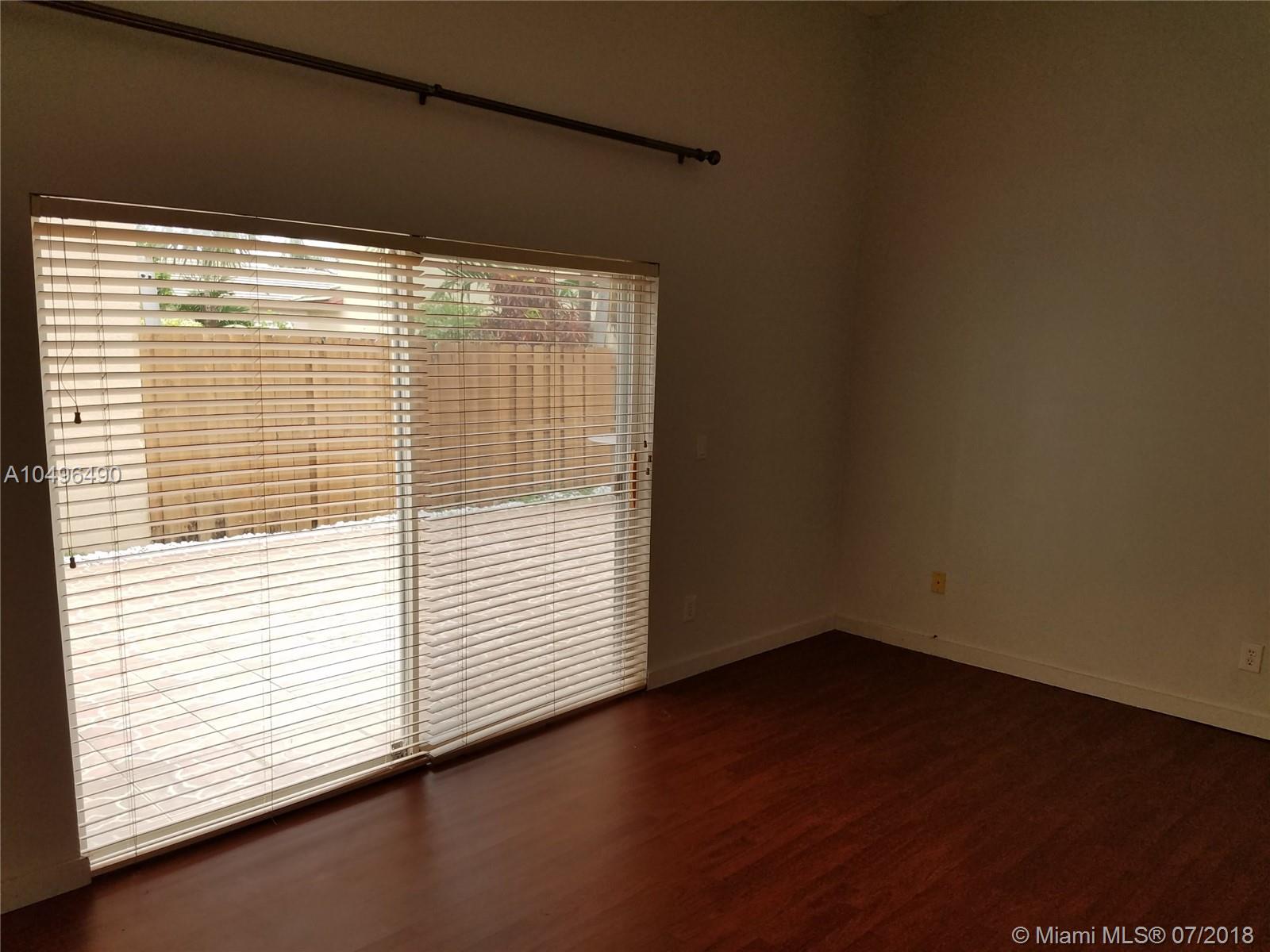 COSTA VERDE - Residential