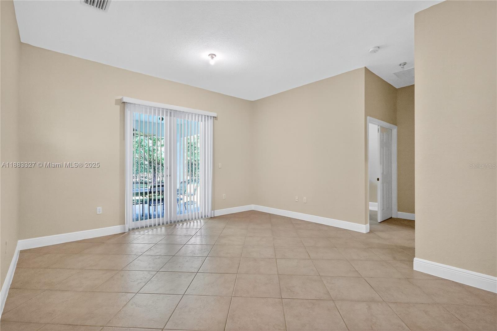 FLAMINGO HOMES - Residential