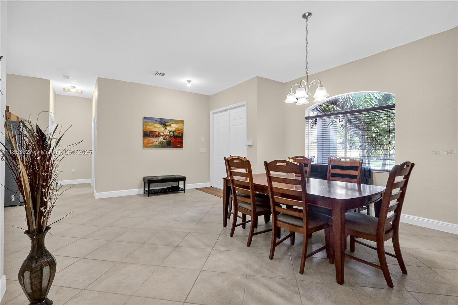 FLAMINGO HOMES - Residential