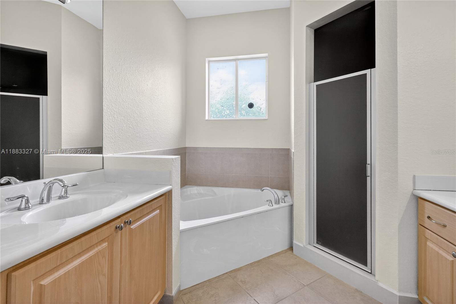 FLAMINGO HOMES - Residential