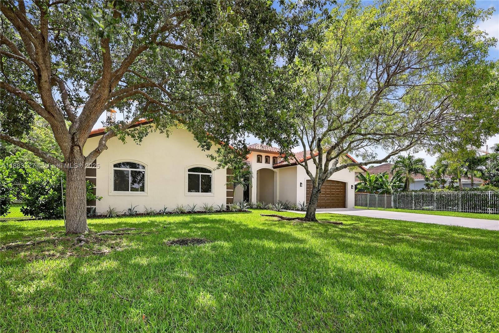 FLAMINGO HOMES - Residential