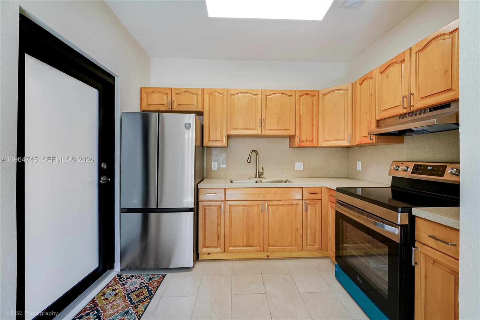 36TH ST MANOR - Residential