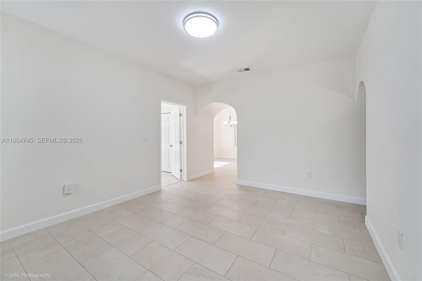 36TH ST MANOR - Residential