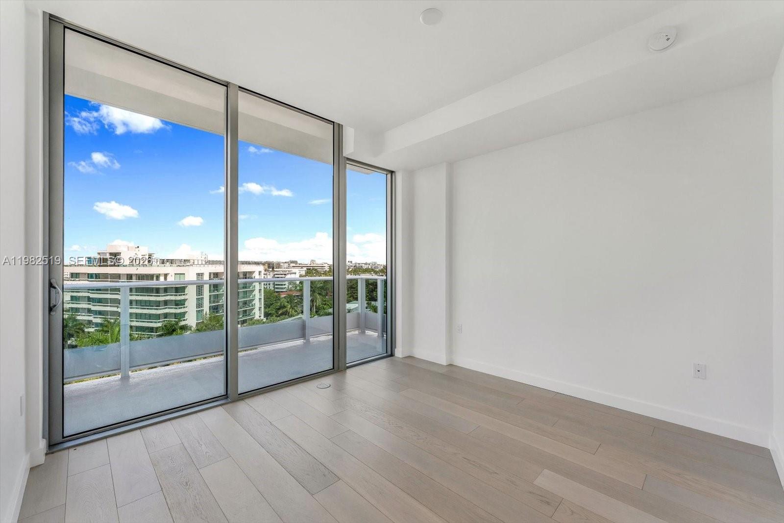 BAY HARBOR ISLAND - Residential