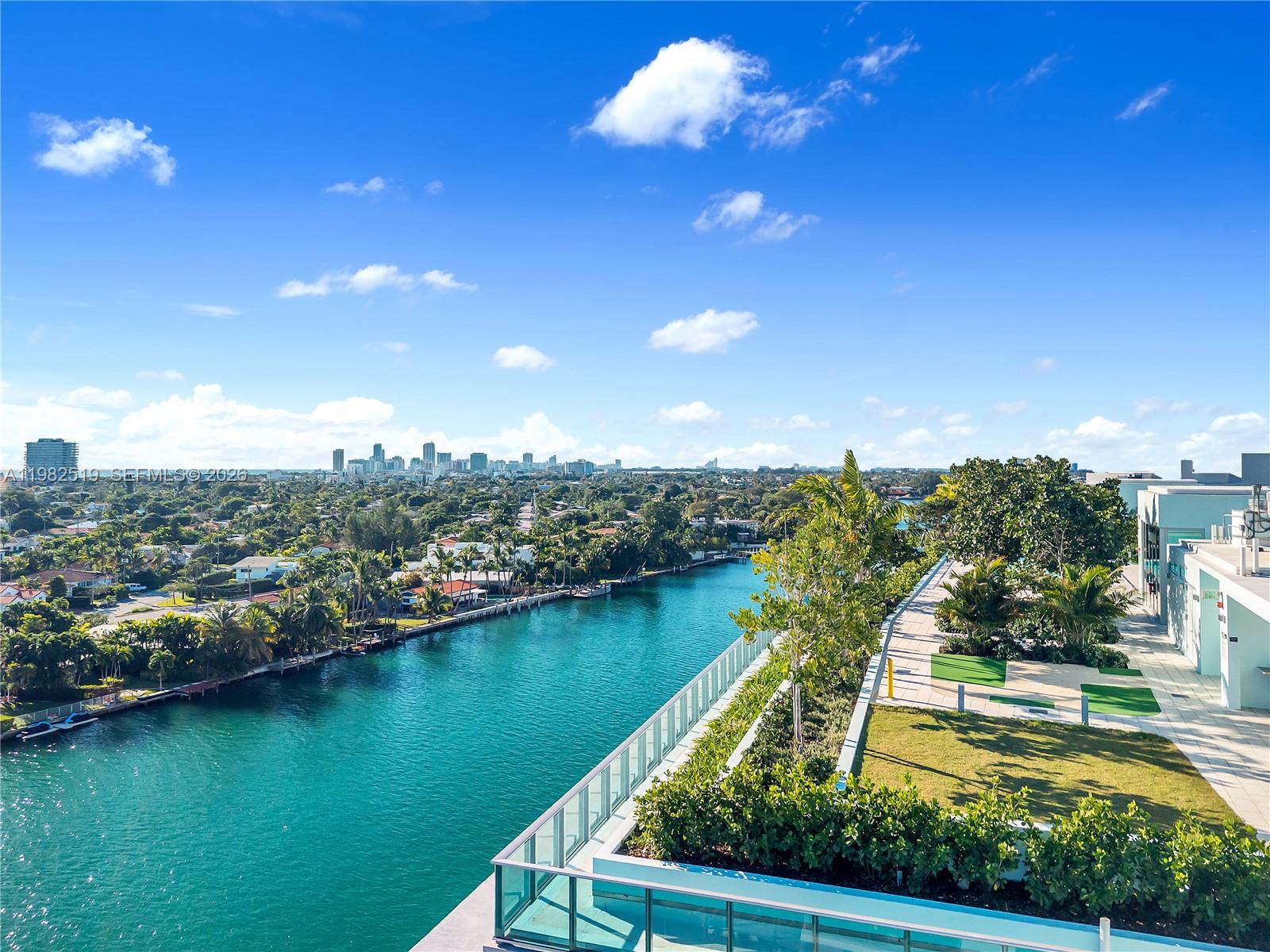 BAY HARBOR ISLAND - Residential