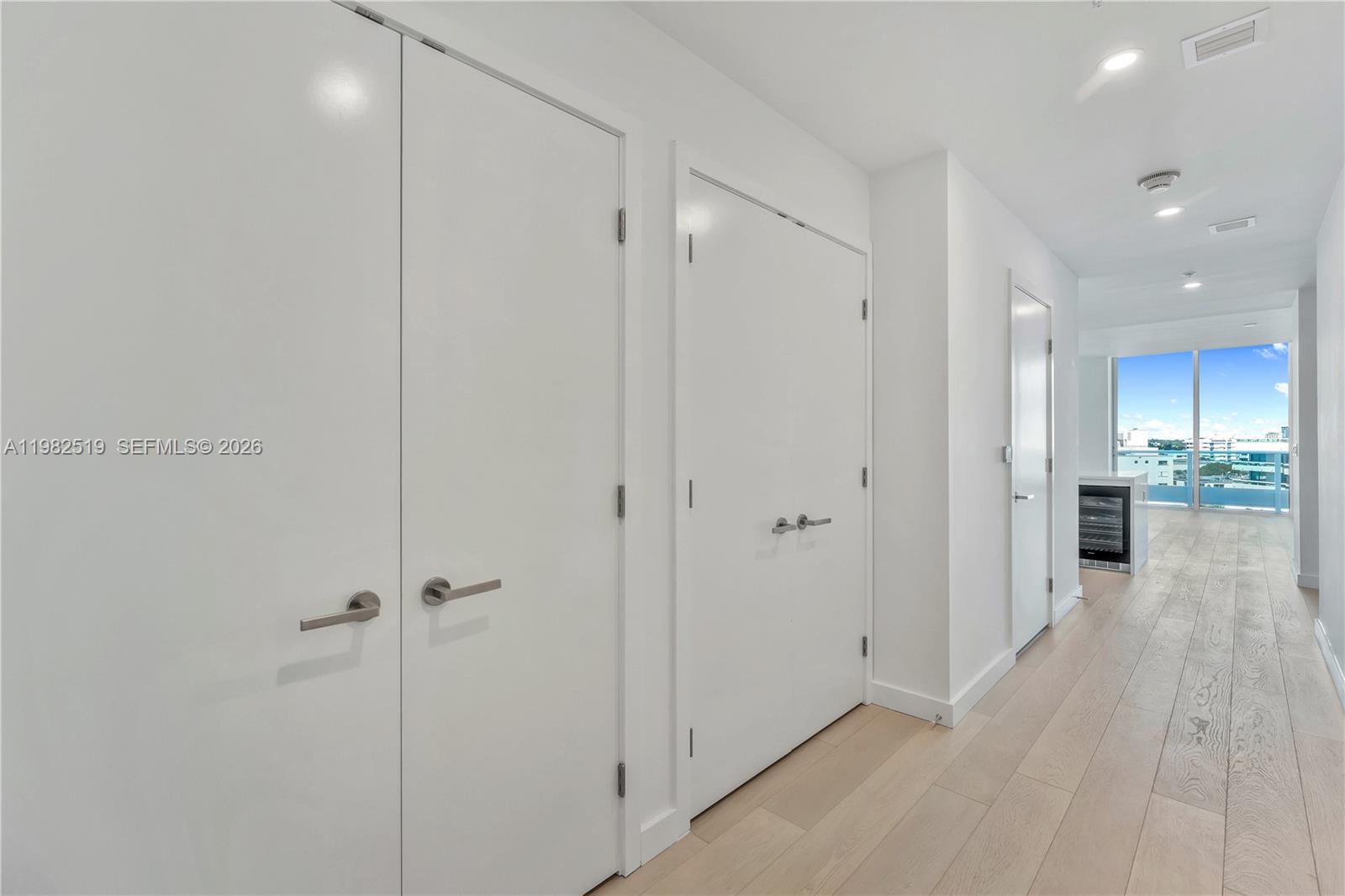 BAY HARBOR ISLAND - Residential