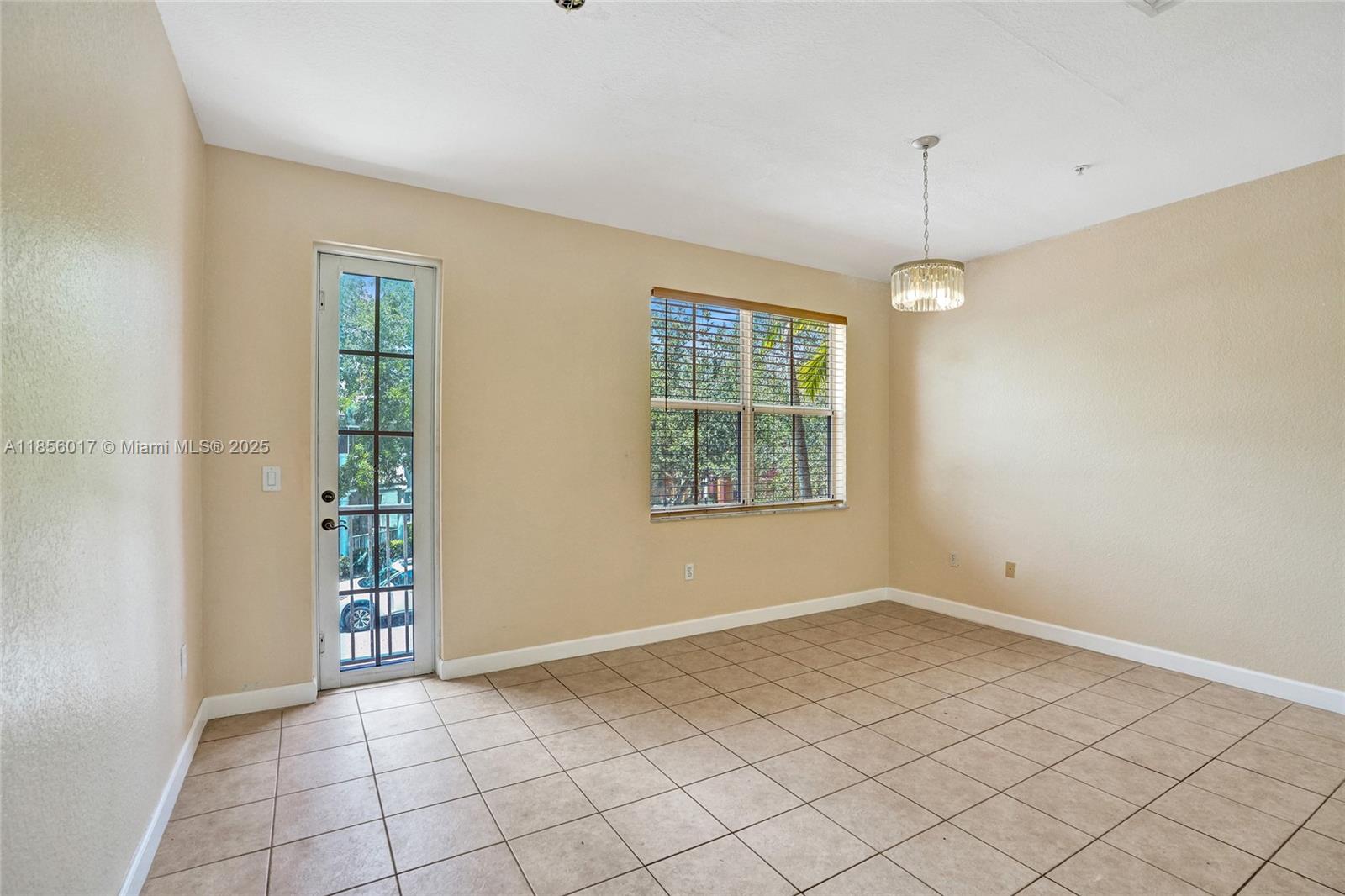 SHOMA TOWNHOMES AT ROYAL - Residential