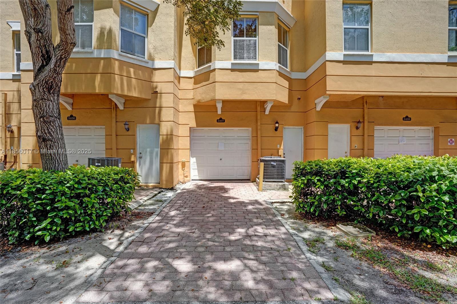 3407 Shoma Dr