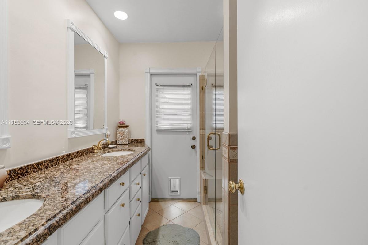 DAVIE FARMETTES - Residential