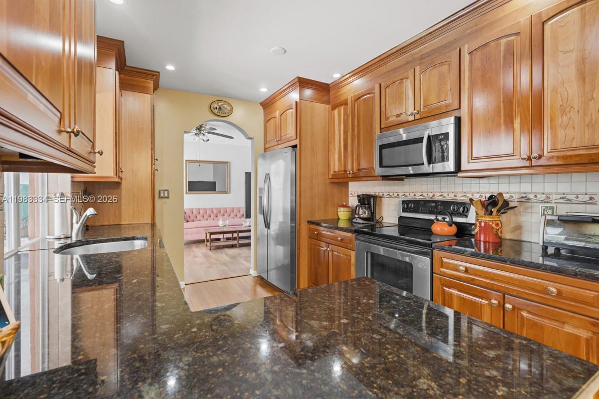 DAVIE FARMETTES - Residential