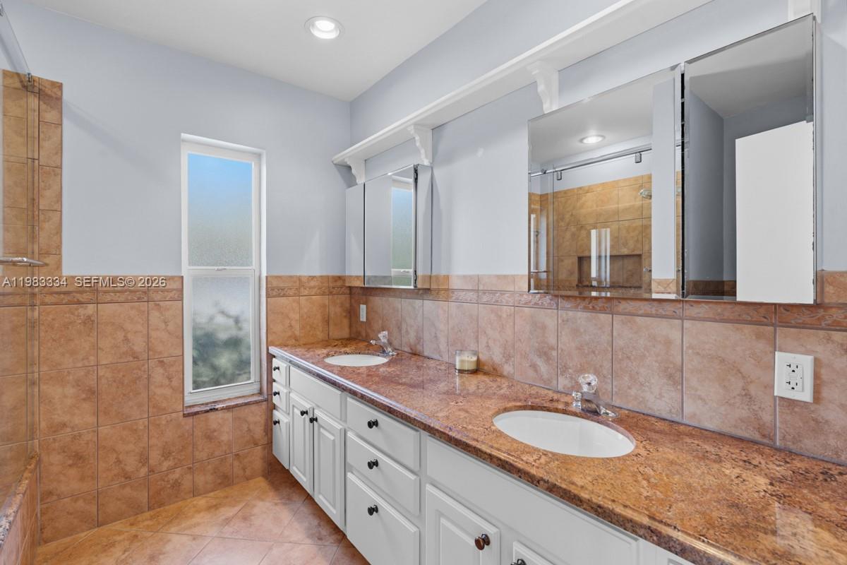 DAVIE FARMETTES - Residential