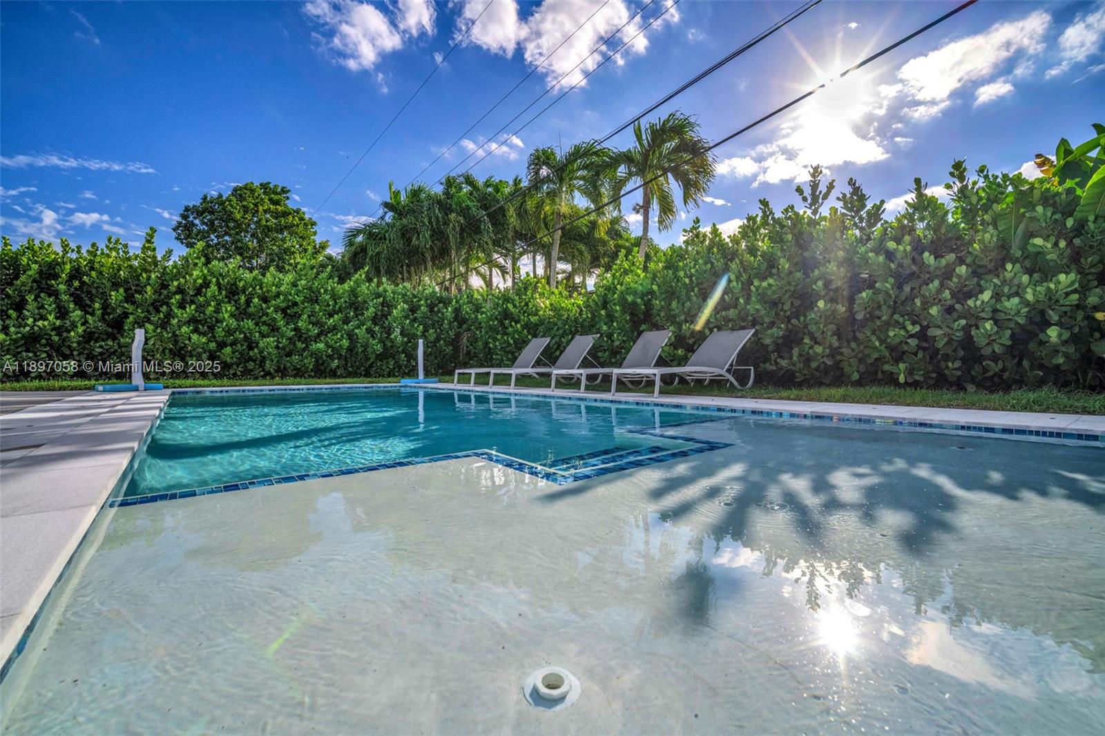 WESTWOOD ESTS SEC 1 2ND A - Residential