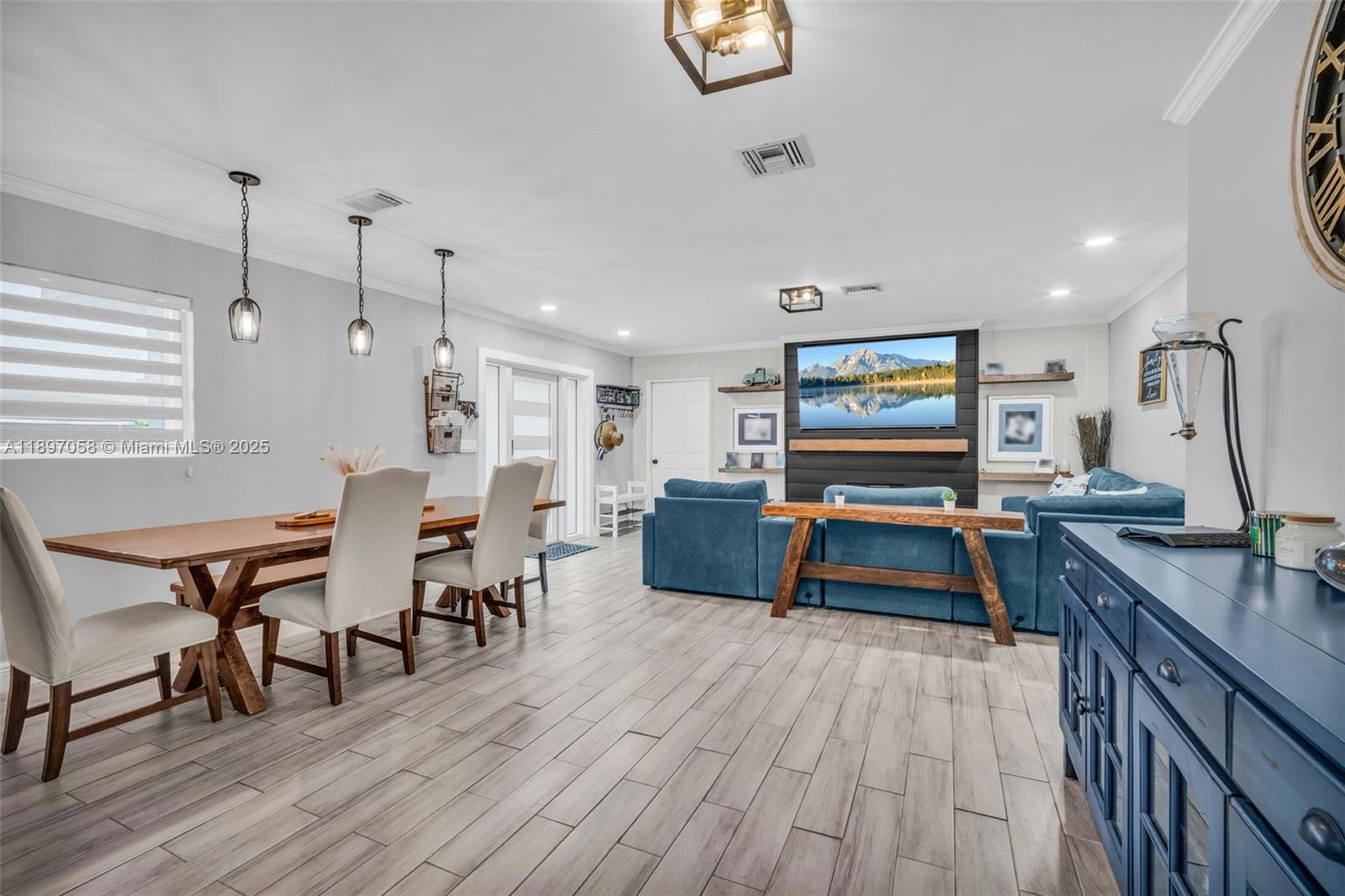 WESTWOOD ESTS SEC 1 2ND A - Residential