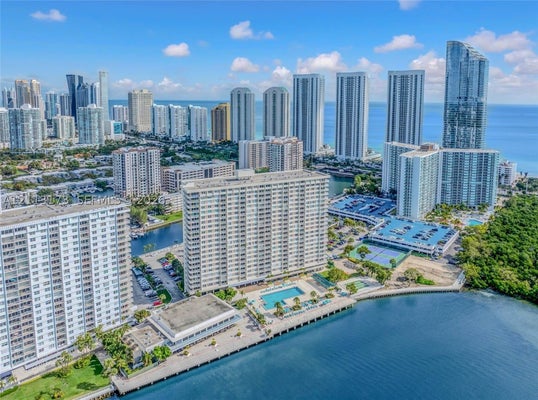 300 BAYVIEW DR APT 1614, SUNNY ISLES BEACH, FL 33160 - Image 08e41d1f4ddcf62de952d6ee4b43754d/418210869