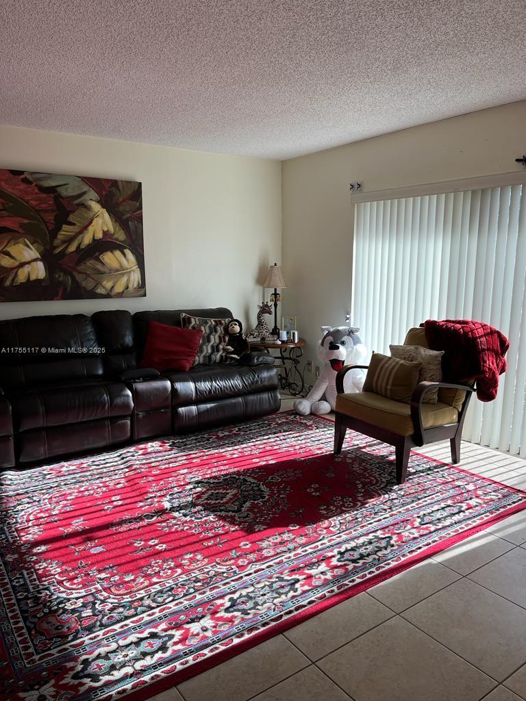 PALMS VILLAS AND CONDOS S - Residential
