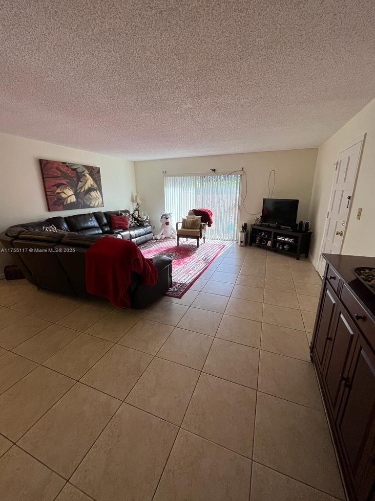 PALMS VILLAS AND CONDOS S - Residential