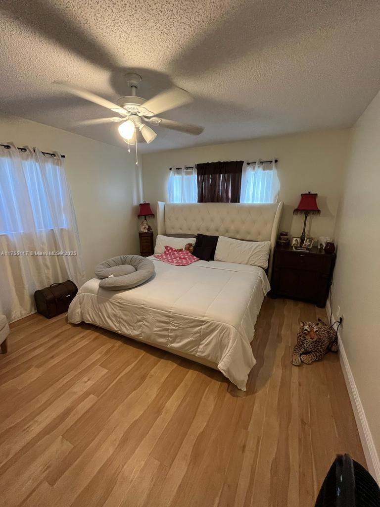 PALMS VILLAS AND CONDOS S - Residential