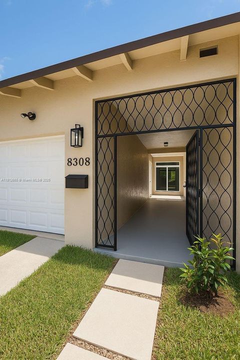 8308 SW 103rd Ave Miami FL 33173